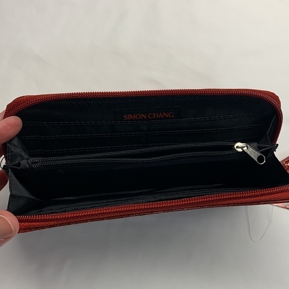 Simon Chang Wristlet Purse Colour Red NWT - Picture 4 of 9